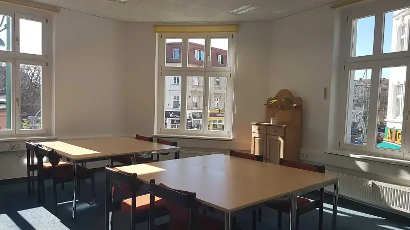 Großer Besprechungsraum
